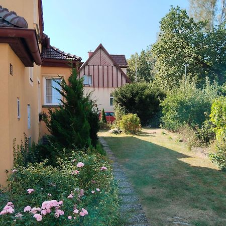 Apartman Marta Lägenhet Staré Splavy Exteriör bild