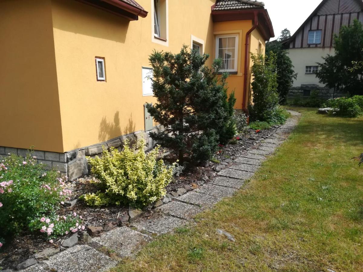 Apartman Marta Lägenhet Staré Splavy Exteriör bild